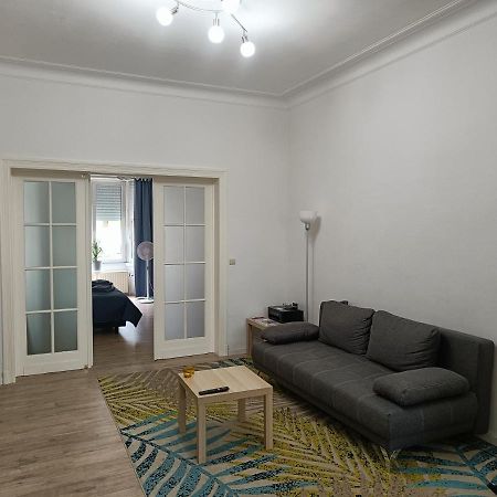The Brussels-Laken Appartement Buitenkant foto